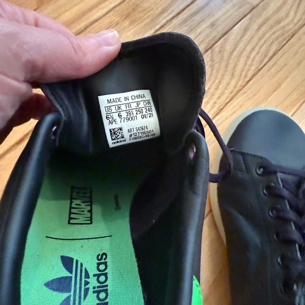 Hulk Smash Adidas Marvel Black and Green Kids Sneakers 6.5